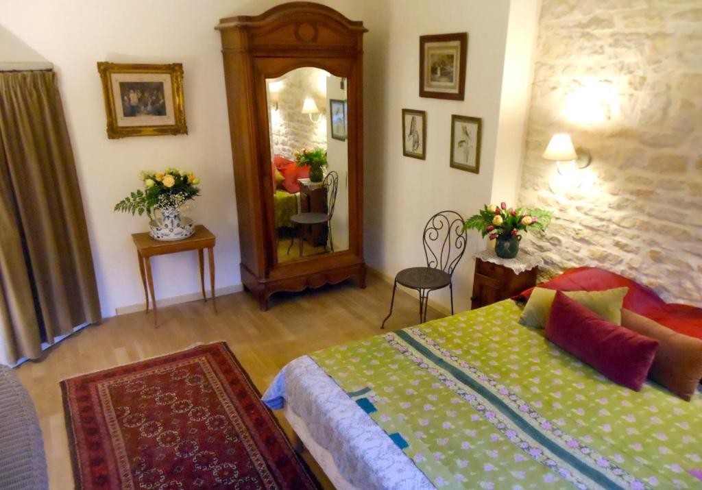 Surgy Auberge De La Tuilerie מראה חיצוני תמונה